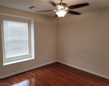318 Glacier Meadow Road - Photo Thumbnail 36