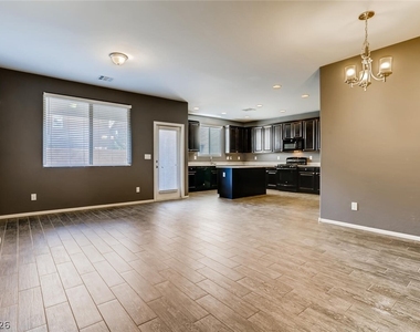 852 Royal Amethyst Way - Photo Thumbnail 5