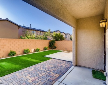 852 Royal Amethyst Way - Photo Thumbnail 24