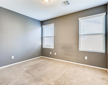 852 Royal Amethyst Way - Photo Thumbnail 21