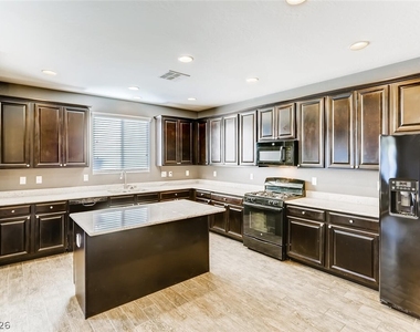 852 Royal Amethyst Way - Photo Thumbnail 7