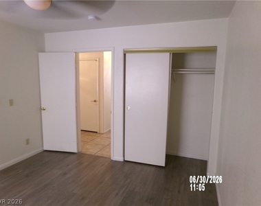 809 Long Branch Drive - Photo Thumbnail 22