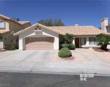 809 Long Branch Drive - Photo Thumbnail 2