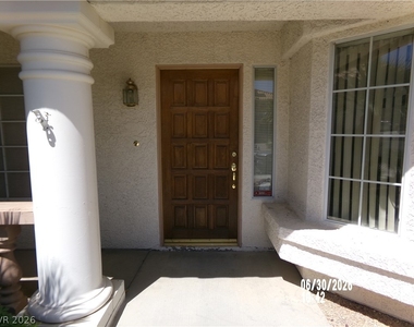 809 Long Branch Drive - Photo Thumbnail 5