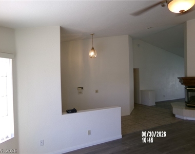 809 Long Branch Drive - Photo Thumbnail 35