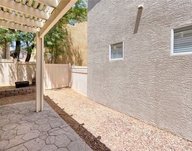 6777 Wormwood Lane - Photo Thumbnail 25