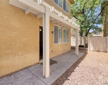 6777 Wormwood Lane - Photo Thumbnail 10