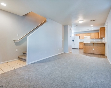 5225 Shreve Avenue - Photo Thumbnail 2