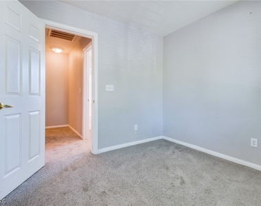 5225 Shreve Avenue - Photo Thumbnail 16