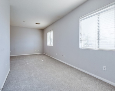 5225 Shreve Avenue - Photo Thumbnail 12