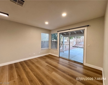 8405 Shady Shores Circle - Photo Thumbnail 11
