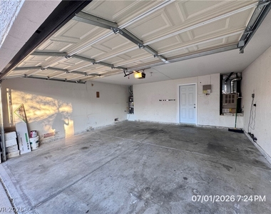 8405 Shady Shores Circle - Photo Thumbnail 27