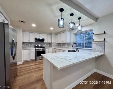 8405 Shady Shores Circle - Photo Thumbnail 3