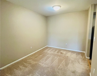 8000 Badura Avenue - Photo Thumbnail 6