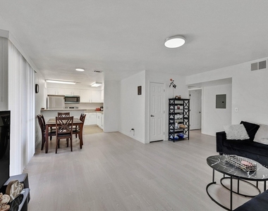 5493 Indian River Drive - Photo Thumbnail 4