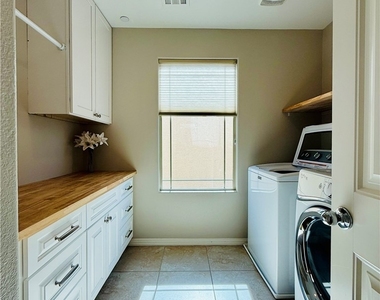 3041 Savella Avenue - Photo Thumbnail 33