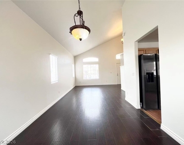 3604 Fort Niagara Avenue - Photo Thumbnail 2