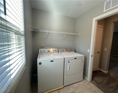 349 Wind Poppy Street - Photo Thumbnail 13