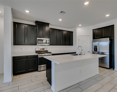 6858 Greensmen Avenue - Photo Thumbnail 23