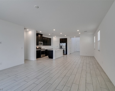 6858 Greensmen Avenue - Photo Thumbnail 15