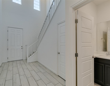 6858 Greensmen Avenue - Photo Thumbnail 3