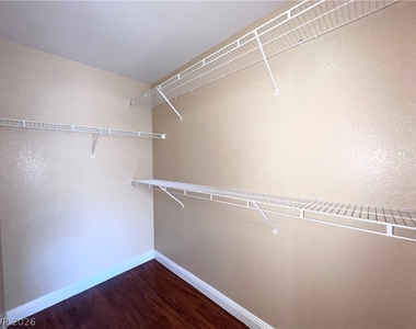 5055 W Hacienda Avenue - Photo Thumbnail 14