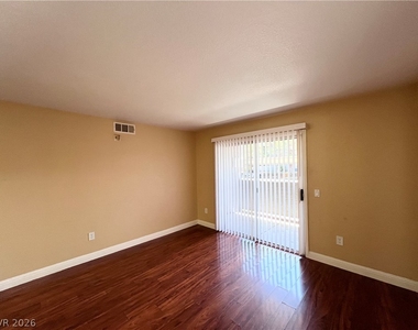 5055 W Hacienda Avenue - Photo Thumbnail 4