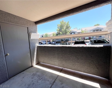 5055 W Hacienda Avenue - Photo Thumbnail 18