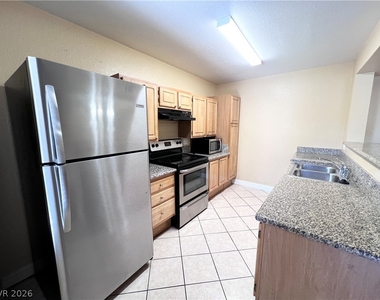 5055 W Hacienda Avenue - Photo Thumbnail 10
