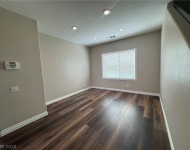 11225 Sweet Cicely Avenue - Photo Thumbnail 5