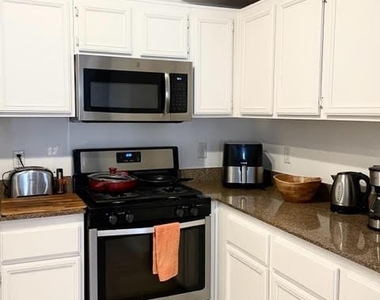 10001 Peace Way - Photo Thumbnail 4