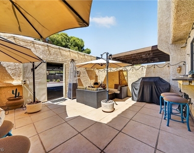 3209 Kinsale Court - Photo Thumbnail 12