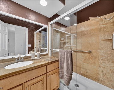3209 Kinsale Court - Photo Thumbnail 9