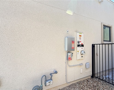 5021 Sandline Court - Photo Thumbnail 23