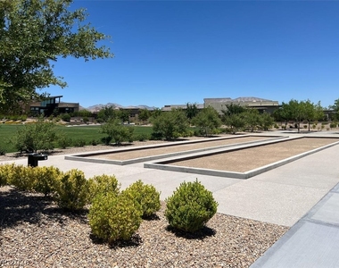 10941 Earth Hues Court - Photo Thumbnail 41