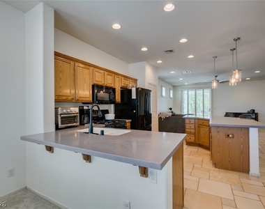 10925 Fog Hollow Court - Photo Thumbnail 29