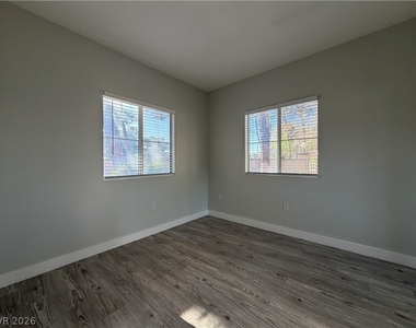 5250 S Rainbow Boulevard - Photo Thumbnail 11