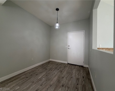 5250 S Rainbow Boulevard - Photo Thumbnail 5