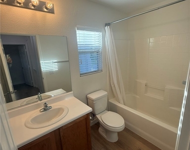 5241 Starter Avenue - Photo Thumbnail 15