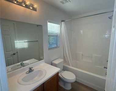 5241 Starter Avenue - Photo Thumbnail 14