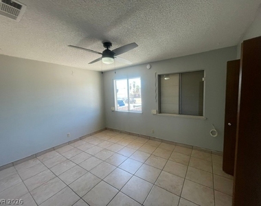 7016 Hurricane Way - Photo Thumbnail 11