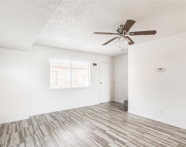 6227 Washington Avenue - Photo Thumbnail 6