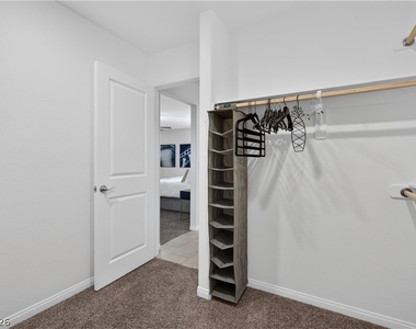 325 Breve Court - Photo Thumbnail 42