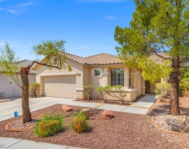 3213 Carbondale Street - Photo Thumbnail 1