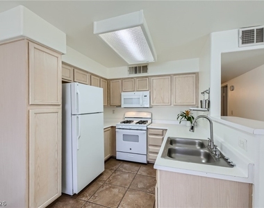3103 Key Largo Drive - Photo Thumbnail 8
