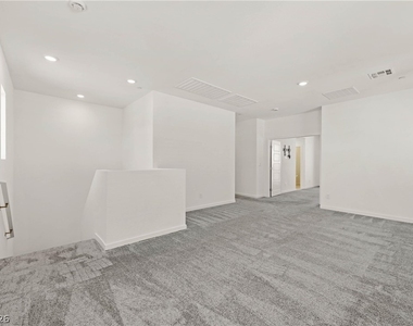 128 Quinn Villa Avenue - Photo Thumbnail 11