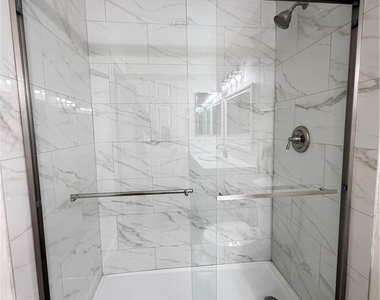 3517 Folage Drive - Photo Thumbnail 20