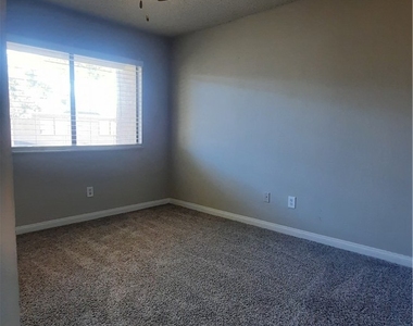 1632 Marathon Drive - Photo Thumbnail 16