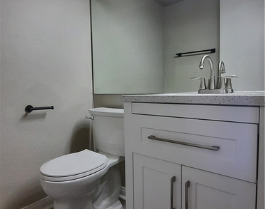 1632 Marathon Drive - Photo Thumbnail 8