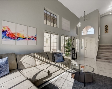 7301 Casa Solar Court - Photo Thumbnail 4